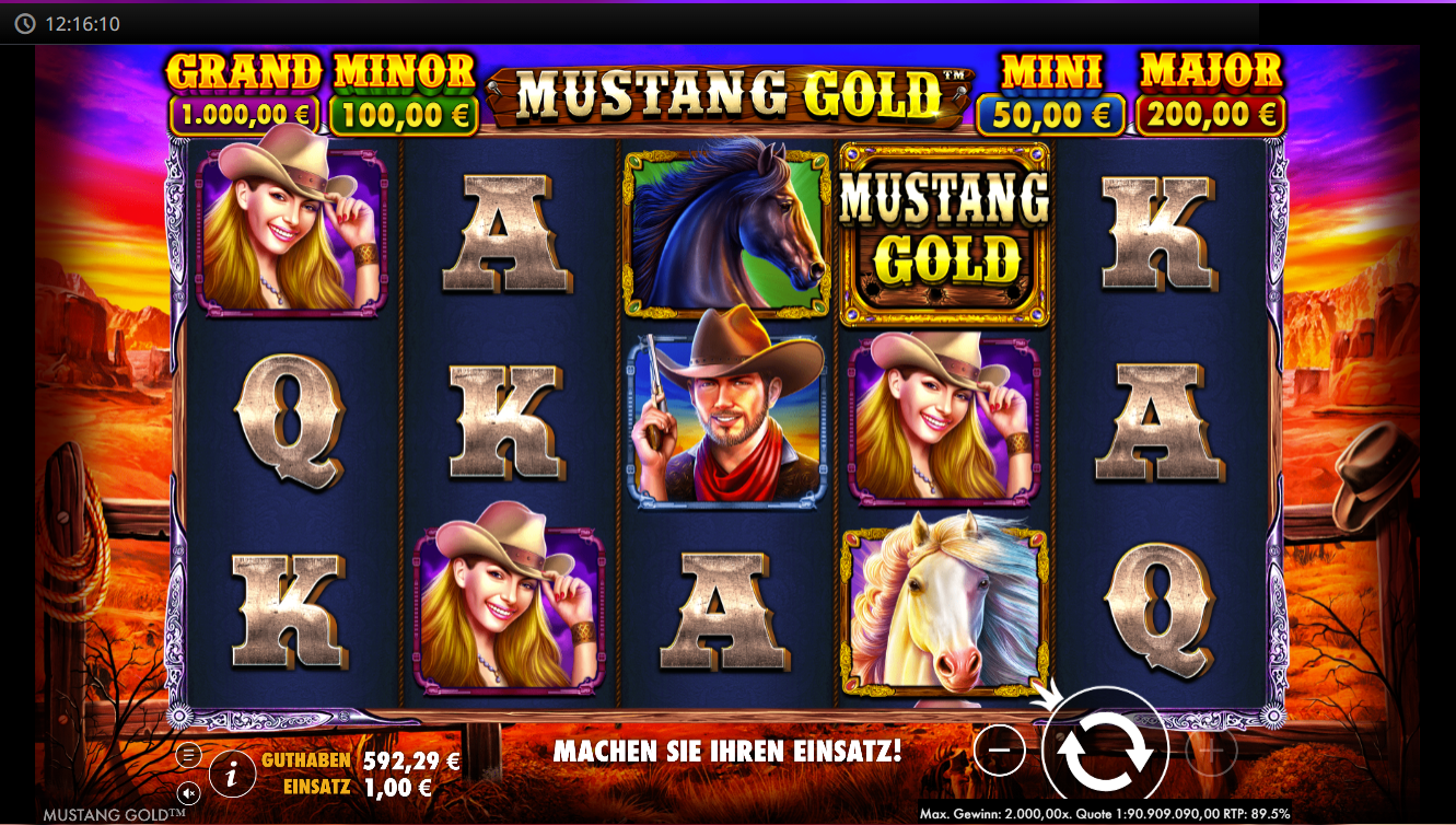 Mustang‑Gold‑Slot mit Pferden, Hufeisen und Jackpot‑Anzeigen.