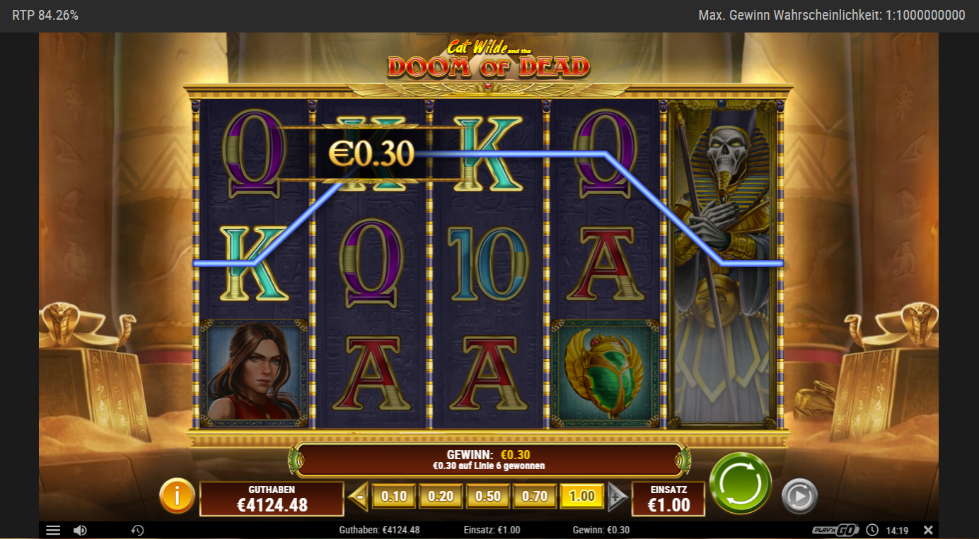 Cat-Wilde-and-the-Doom-of-Dead-Slot mit Gewinnlinie, Mumien‑Wild, Skarab&auml;us und A‑K‑Q‑J‑10.