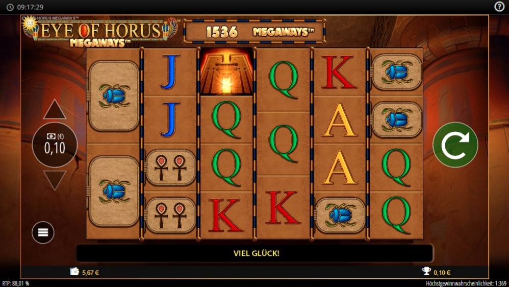 Eye of Horus Megaways mit Skarab&auml;en, Ankh und Tempeltor vor Tempelkulisse