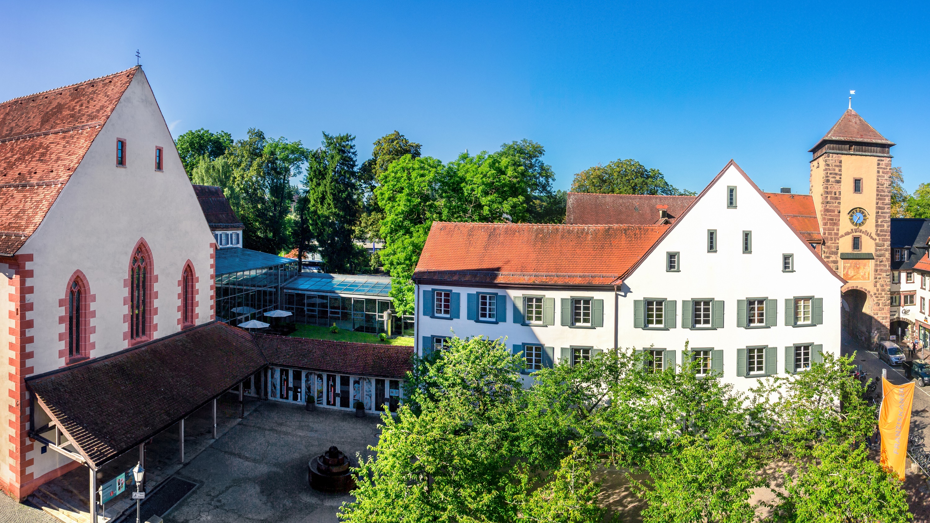 Au&szlig;enansicht des Franziskanermuseum in Villingen-Schwenningen.