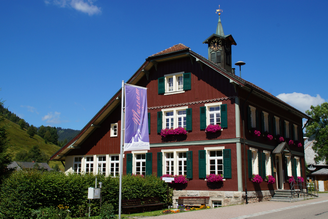 Museum Le Petit Salon - Winterhalter in Menzenschwand.