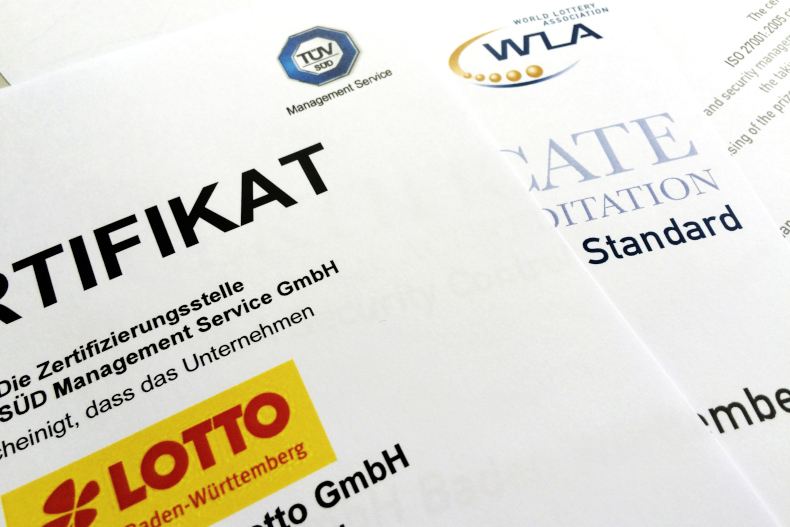 Ausschnitt der TÜV-Zertifizierung und Zertifizierung nach WLA Standard von Lotto Baden-Württemberg